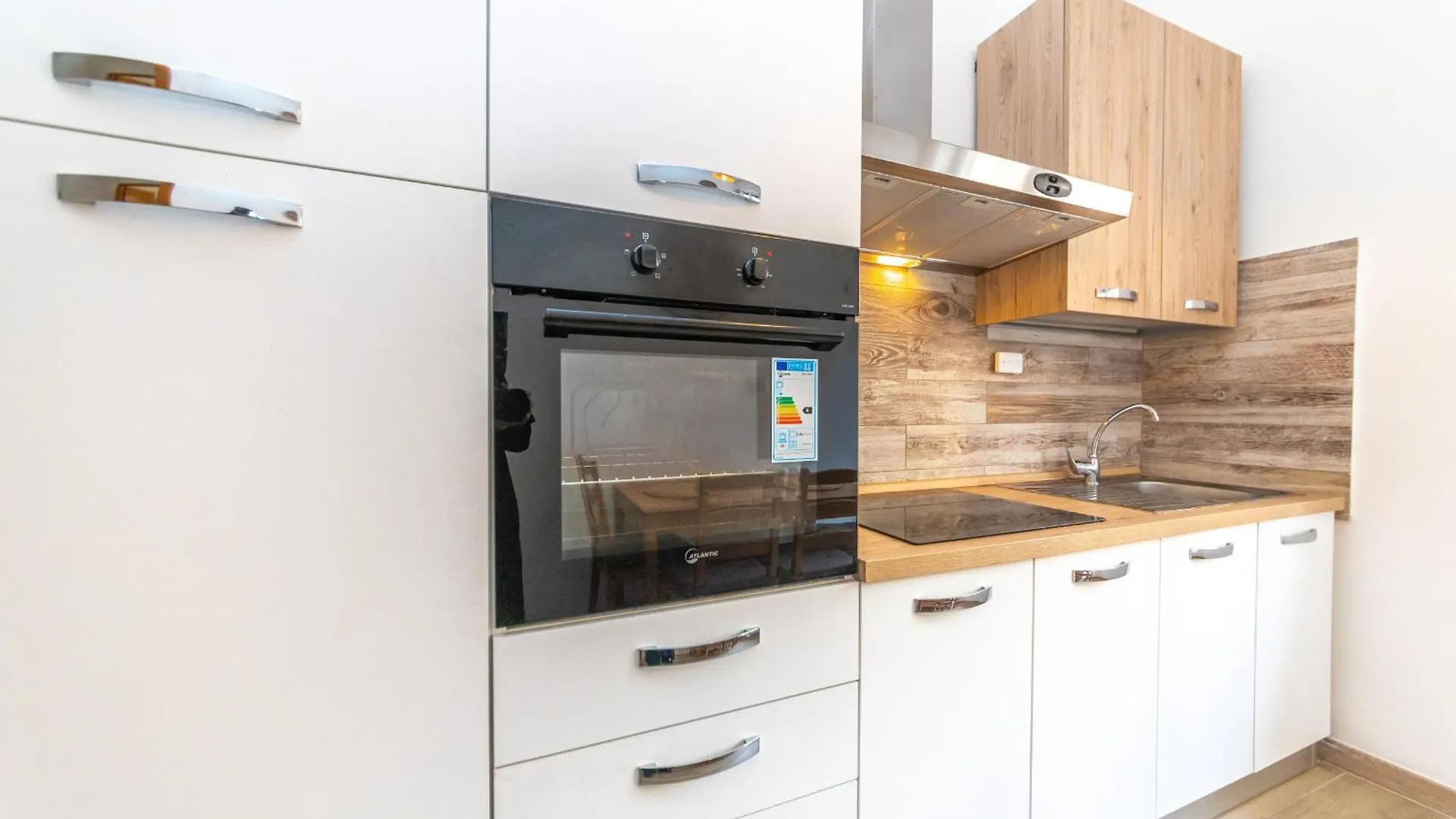 Cityfront Apartment Roma  Rome